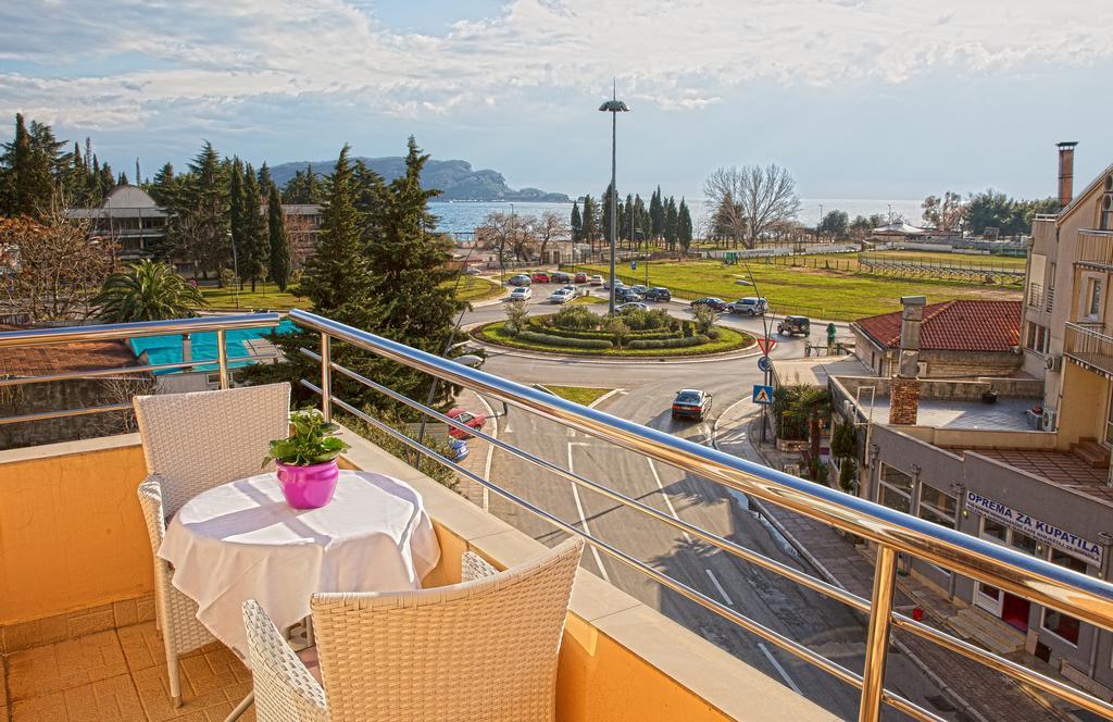 Guest House Harmonia Budva Exterior photo